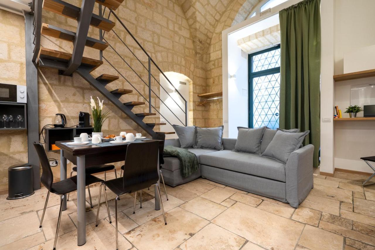 Stazione & Politecnico Stylish Apt With Netflix Барі Екстер'єр фото